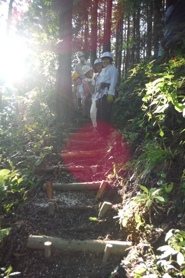 7_stair.jpg(135742 byte)